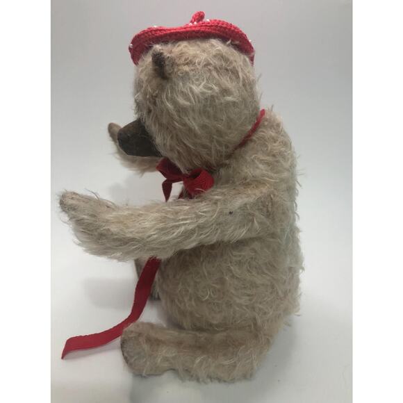 Artist Handmade OOAK Mohair Pot Belly Bear Red Beret & Skeleton Key Around Neck - Picture 4 of 10